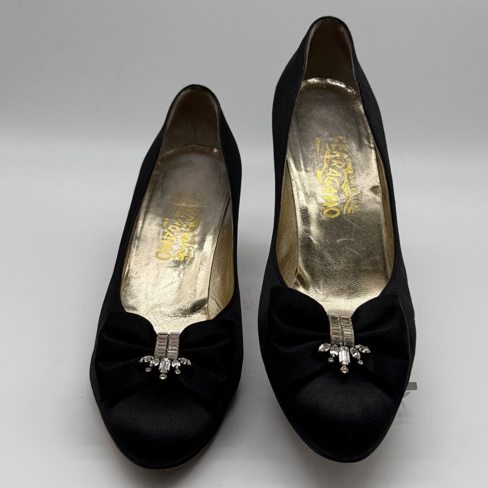 Vintage Salvatore Ferragamo Black Satin Rhinestone Bow Evening Pumps Heels 10 B
